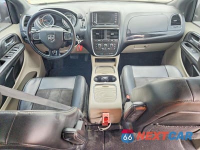 Zdjęcie 8 z 13 samochodu: 2020 DODGE GRAND CARAVAN SXT VIN:2C4RDGCG1LR169029 - miniatura