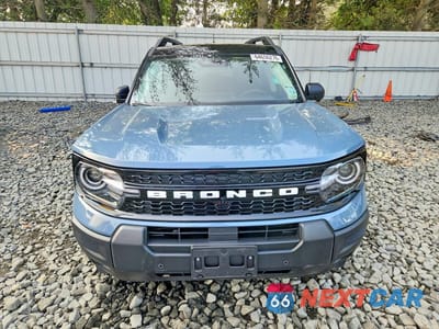 Piąte zdjęcie samochodu w środku: 2025 FORD BRONCO SPORT OUTER BANKS VIN:3FMCR9CN4SRE03492 - miniatura