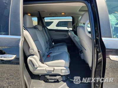 Zdjęcie 11 z 13 samochodu: 2019 HONDA ODYSSEY EXL VIN:5FNRL6H78KB019211 - miniatura