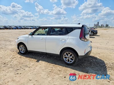 Drugie zdjęcie samochodu z przodu: 2023 KIA SOUL LX VIN:KNDJ23AU4P7860647 - miniatura