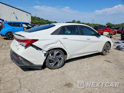 Trzecie zdjęcie samochodu z tyłu: 2025 HYUNDAI ELANTRA HYBRID SEL SPORT VIN:KMHLM4DJ2SU148623 - miniatura