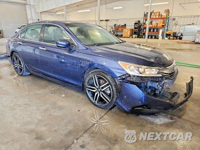 Czwarte zdjęcie samochodu z boku: 2017 HONDA ACCORD SPORT VIN:1HGCR2F51HA157917 - miniatura