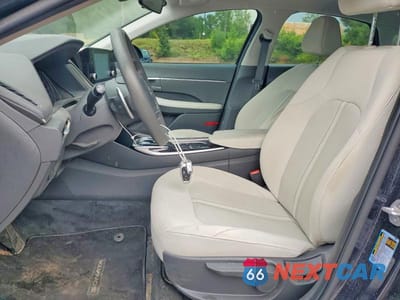 Zdjęcie 7 z 12 samochodu: 2023 HYUNDAI SONATA HYBRID BLUE VIN:KMHL24JJ5PA055825 - miniatura
