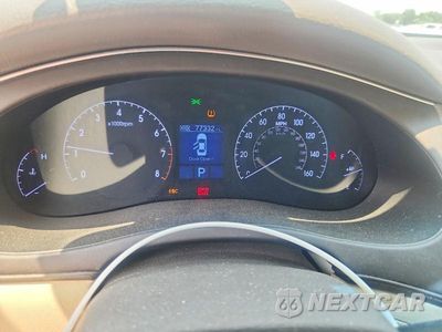 Zdjęcie 9 z 12 samochodu: 2013 HYUNDAI GENESIS 3.8L VIN:KMHGC4DD4DU223761 - miniatura