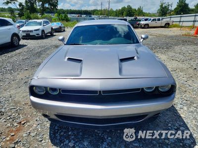 Piąte zdjęcie samochodu w środku: 2017 DODGE CHALLENGER R/T VIN:2C3CDZBT8HH582986 - miniatura