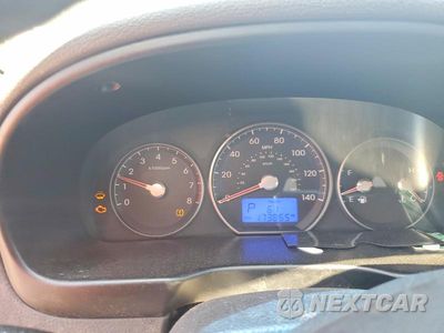 Zdjęcie 9 z 13 samochodu: 2011 HYUNDAI SANTA FE GLS VIN:5XYZG4AG9BG019665 - miniatura