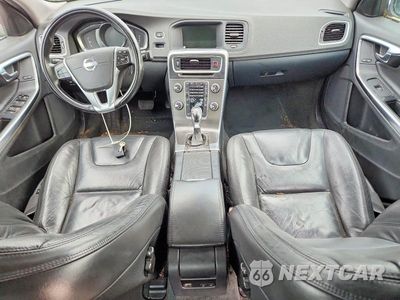 Zdjęcie 8 z 12 samochodu: 2014 VOLVO S60 T5 VIN:YV1612FS5E1284152 - miniatura