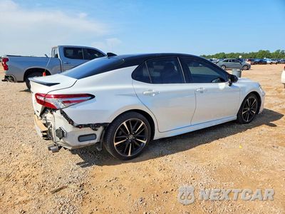 Trzecie zdjęcie samochodu z tyłu: 2019 TOYOTA CAMRY XSE VIN:4T1B61HKXKU278902 - miniatura