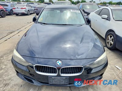 Piąte zdjęcie samochodu w środku: 2015 BMW 328 I SULEV VIN:WBA3C1C57FP851212 - miniatura