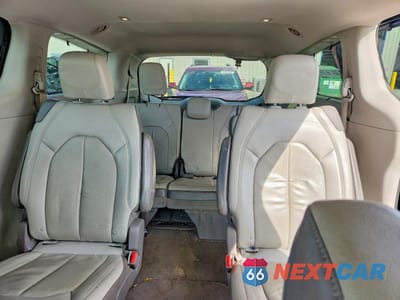 Zdjęcie 10 z 13 samochodu: 2017 CHRYSLER PACIFICA TOURING L PLUS VIN:2C4RC1EGXHR656248 - miniatura