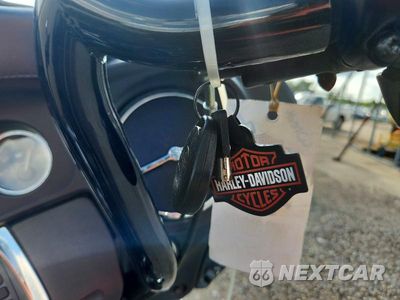 Zdjęcie 8 z 9 samochodu: 2014 HARLEY-DAVIDSON FLHTCU ULTRA CLASSIC ELECTRA GLIDE VIN:1HD1FCM16EB642983 - miniatura