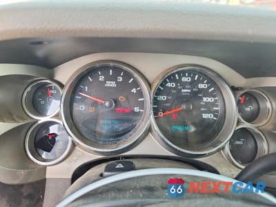 Zdjęcie 9 z 12 samochodu: 2010 GMC SIERRA K3500 VIN:1GD3K2B65AF105325 - miniatura