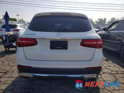 Zdjęcie 6 z 13 samochodu: 2019 MERCEDES-BENZ GLC 300 VIN:WDC0G4JB2K1000852 - miniatura