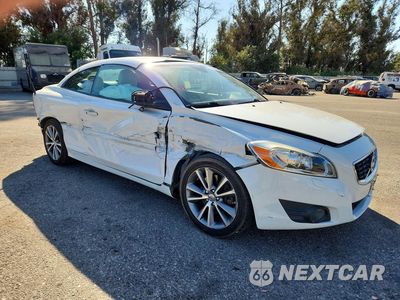 Czwarte zdjęcie samochodu z boku: 2012 VOLVO C70 T5 VIN:YV1672MC7CJ128184 - miniatura