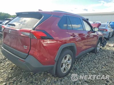 Trzecie zdjęcie samochodu z tyłu: 2021 TOYOTA RAV4 XLE VIN:2T3P1RFV5MW231397 - miniatura