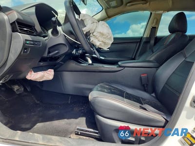 Zdjęcie 7 z 12 samochodu: 2024 NISSAN SENTRA SR VIN:3N1AB8DV7RY228117 - miniatura
