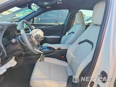 Zdjęcie 7 z 12 samochodu: 2025 LEXUS UX 300H F SPORT DESIGN VIN:JTHUCJDH7S2006396 - miniatura