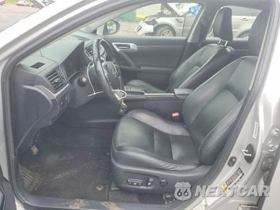 Zdjęcie 7 z 12 samochodu: 2012 LEXUS CT 200 VIN:JTHKD5BH7C2052245 - miniatura