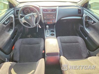 Zdjęcie 8 z 13 samochodu: 2013 NISSAN ALTIMA 2.5 VIN:1N4AL3AP6DN559107 - miniatura