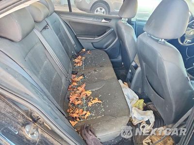 Zdjęcie 10 z 12 samochodu: 2012 VOLKSWAGEN JETTA SE VIN:3VWDP7AJ3CM355806 - miniatura