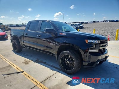 Czwarte zdjęcie samochodu z boku: 2020 CHEVROLET SILVERADO K1500 RST VIN:3GCUYEED3LG330542 - miniatura