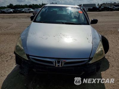 Piąte zdjęcie samochodu w środku: 2006 HONDA ACCORD EX VIN:JHMCM56806C005605 - miniatura