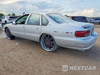 Drugie zdjęcie samochodu z przodu: 1995 CHEVROLET CAPRICE / IMPALA CLASSIC SS VIN:1G1BL52P2SR173792 - miniatura