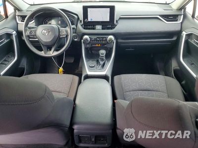Zdjęcie 8 z 14 samochodu: 2023 TOYOTA RAV4 HYBRID XLE VIN:JTMRWRFV7PD195286 - miniatura