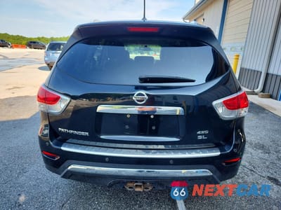 Zdjęcie 6 z 13 samochodu: 2016 NISSAN PATHFINDER SL VIN:5N1AR2MM0GC636912 - miniatura