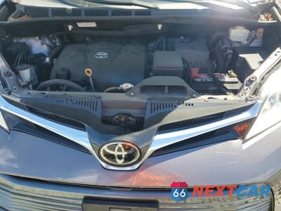 Zdjęcie 12 z 13 samochodu: 2019 TOYOTA SIENNA XLE 7-PASSENGER VIN:5TDDZ3DC8KS220578 - miniatura