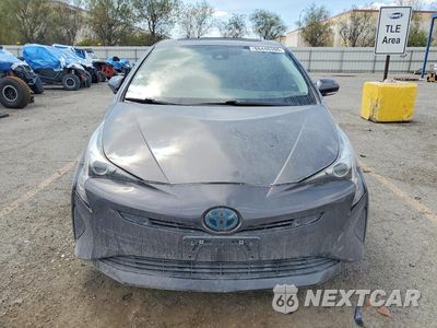 Piąte zdjęcie samochodu w środku: 2016 TOYOTA PRIUS FOUR VIN:JTDKARFU5G3518375 - miniatura