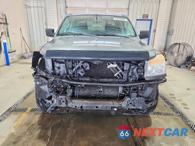 Piąte zdjęcie samochodu w środku: 2015 NISSAN TITAN S VIN:1N6AA0EJ2FN502259 - miniatura