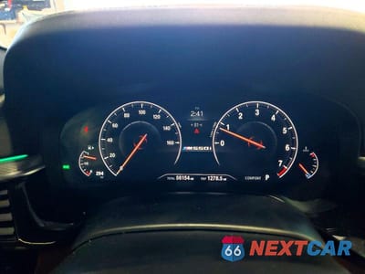 Zdjęcie 9 z 13 samochodu: 2019 BMW M550XI VIN:WBAJB9C51KB287766 - miniatura