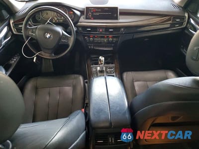 Zdjęcie 8 z 13 samochodu: 2014 BMW X5 XDRIVE35I VIN:5UXKR0C59E0H22954 - miniatura
