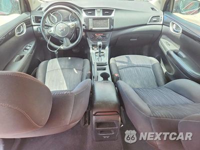 Zdjęcie 8 z 13 samochodu: 2019 NISSAN SENTRA SV VIN:3N1AB7AP5KY232480 - miniatura