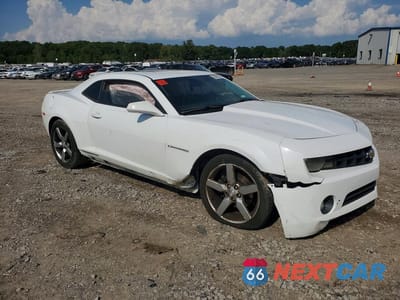 Czwarte zdjęcie samochodu z boku: 2013 CHEVROLET CAMARO LT VIN:2G1FC1E32D9184453 - miniatura