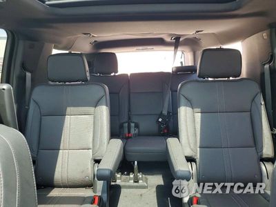 Zdjęcie 10 z 13 samochodu: 2026 CHEVROLET SUBURBAN K1500 HIGH COUNTRY VIN:1GNS6GK82TR158768 - miniatura