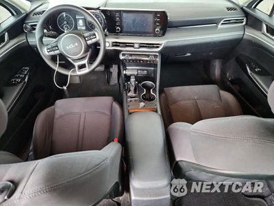 Zdjęcie 8 z 12 samochodu: 2023 KIA K5 LXS VIN:5XXG14J21PG205466 - miniatura