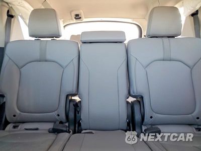 Zdjęcie 10 z 13 samochodu: 2025 HONDA PILOT TOURING VIN:5FNYG2H79SB000255 - miniatura