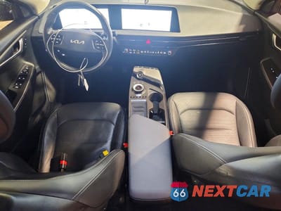 Zdjęcie 8 z 12 samochodu: 2024 KIA EV6 WIND VIN:KNDC34LA9R5199159 - miniatura