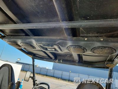 Zdjęcie 9 z 10 samochodu: 2016 KAWASAKI TERYX 4 UTILITY VEHICLE VIN:JKBRTCG17GB501485 - miniatura