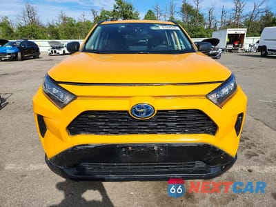 Piąte zdjęcie samochodu w środku: 2019 TOYOTA RAV4 LE VIN:2T3LWRFV0KW001280 - miniatura