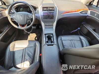 Zdjęcie 8 z 13 samochodu: 2014 LINCOLN MKZ VIN:3LN6L2G98ER802350 - miniatura