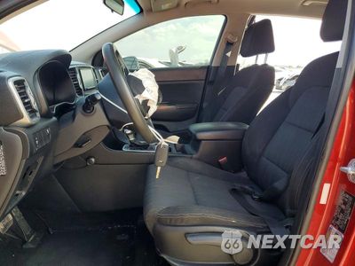 Zdjęcie 7 z 13 samochodu: 2017 KIA SPORTAGE LX VIN:KNDPMCAC4H7276780 - miniatura