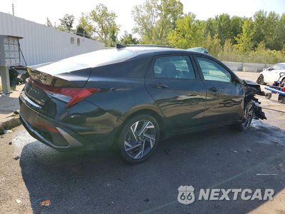 Trzecie zdjęcie samochodu z tyłu: 2025 HYUNDAI ELANTRA HYBRID SEL SPORT VIN:KMHLM4DJ4SU125716 - miniatura