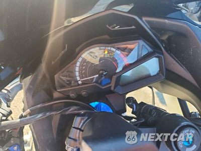 Zdjęcie 7 z 8 samochodu: 2017 KAWASAKI EX300 B VIN:JKAEX8B17HDA38641 - miniatura