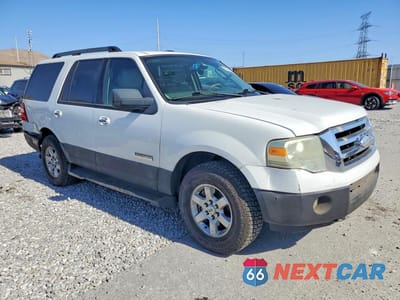 Czwarte zdjęcie samochodu z boku: 2007 FORD EXPEDITION XLT VIN:1FMFU15507LA36638 - miniatura