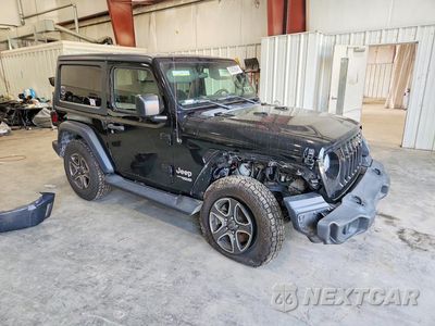 Czwarte zdjęcie samochodu z boku: 2018 JEEP WRANGLER SPORT VIN:1C4GJXAG1JW173556 - miniatura