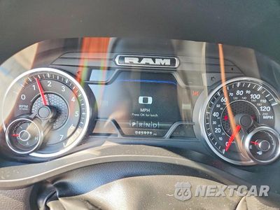 Zdjęcie 9 z 12 samochodu: 2023 RAM 1500 BIG HORN/LONE STAR VIN:1C6SRFFT1PN506850 - miniatura