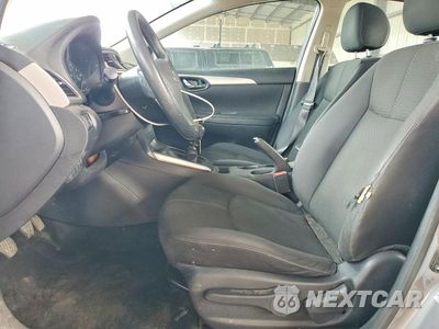 Zdjęcie 7 z 12 samochodu: 2017 NISSAN SENTRA S VIN:3N1AB7AP4HY222161 - miniatura